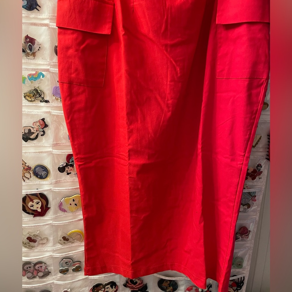 ❤️PRICE FIRM❤️Barbie™ Unique
Vintage Red Sheath
Sensation Wiggle Dress - Picture 9 of 16
